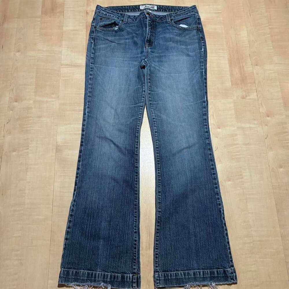 Faded Glory Vintage Y2K Low Rise Stretch Flare Jeans